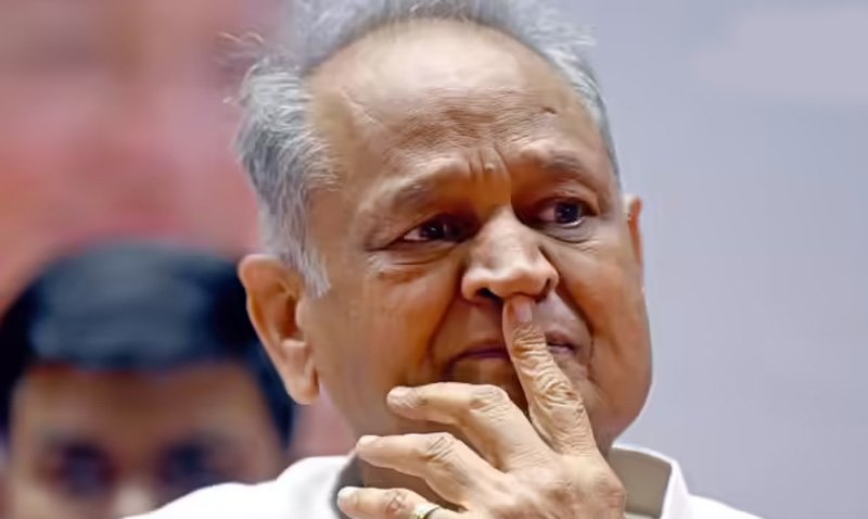 ‘രാജസ്ഥാനിൽ ഓരോ കുടുംബത്തിനും 25 ലക്ഷം കാഷ്‌ലെസ് ചികിത്സ’; കേരളത്തിൽ യുഡിഎഫ് പദ്ധതി നടപ്പാക്കുമെന്ന് അശോക് ഗെലോട്ട്