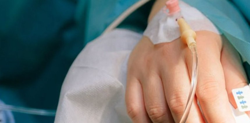 യുവതി വീട്ടിൽ പ്രസവിച്ചു; നവജാതശിശു മരിച്ചു