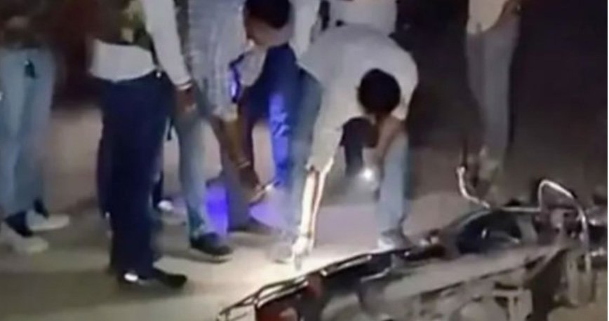 നാ​ലു​വ​യ​സു​കാ​രി​യെ പീ​ഡി​പ്പി​ച്ച് കൊ​ന്നു; പ്ര​തി പോ​ലീ​സു​മാ​യു​ള്ള ഏ​റ്റു​മു​ട്ട​ലി​ൽ കൊ​ല്ല​പ്പെ​ട്ടു