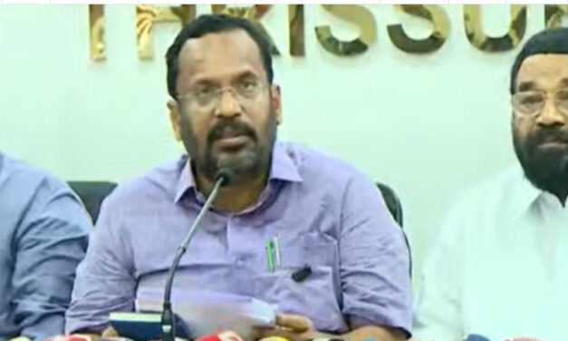 വെ​ടി​ക്കെ​ട്ട് ദു​ര​ന്തം: മ​രി​ച്ച​വ​രു​ടെ കു​ടും​ബ​ത്തി​ന് ധ​ന​സ​ഹാ​യം പ്ര​ഖ്യാ​പി​ച്ചു, സ​വി​ശേ​ഷ ദു​ര​ന്ത​മാ​യി പ്ര​ഖ്യാ​പി​ക്കും