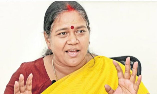 വോ​ട്ടി​ന് നോ​ട്ട് ആ​രോ​പ​ണം; ജി​ല്ലാ​ക​ള​ക്ട​ർ റി​പ്പോ​ർ​ട്ട് ഇ​ന്ന് സ​മ​ർ​പ്പി​ക്കും