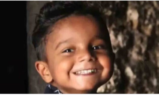 എ​ട്ടു​വ​യ​സു​കാ​ര​ൻ പാ​മ്പു​ക​ടി​യേ​റ്റ് മ​രി​ച്ച സം​ഭ​വം; കൃ​ത്യ​മാ​യ ചി​കി​ത്സ കി​ട്ടി​യി​ല്ലെ​ന്ന് ബ​ന്ധു​ക്ക​ൾ