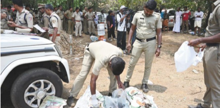 മു​ണ്ട​ത്തി​ക്കോ​ട് പോ​ലീ​സി​ന്‍റെ കൂ​ട്ട​ത്തെ​ര​ച്ചി​ൽ