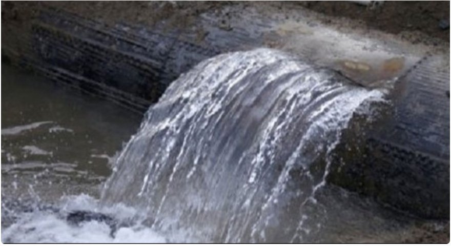 പച്ചാളത്ത് കുടിവെള്ള പൈപ്പ് പൊട്ടി; വീടുകളില്‍ വെള്ളം കയറി