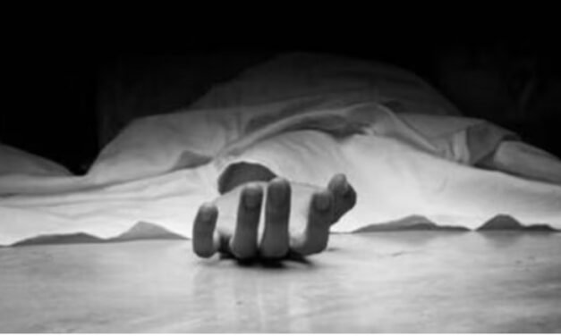 ഗ്യാ​സ് സി​ലി​ണ്ട​ർ പൊ​ട്ടി​ത്തെ​റി​ച്ച് മൂ​ന്ന് മ​ര​ണം