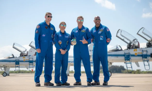 ചന്ദ്രനിൽ ഇറങ്ങാൻ അല്ലെങ്കിൽ പിന്നെ എന്തിനാണിവർ പോകുന്നത്? ആർട്ടെമിസ് 2 ദൗത്യത്തിന്റെ ലക്ഷ്യമെന്ത്?