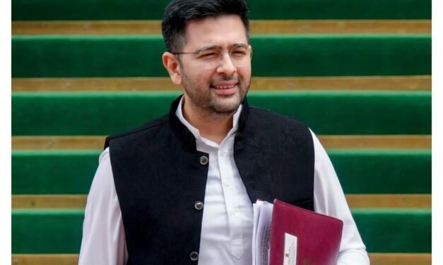 രാഘവ് ഛദ്ദയെ രാജ്യസഭയിലെ ഡെപ്യൂട്ടി ലീഡർ സ്ഥാനത്തുനിന്ന് നീക്കാൻ AAP; ‘സംസാരിക്കാൻ സമയം കൊടുക്കേണ്ട’