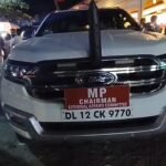 ശശി തരൂരിന്റെ കാര്‍ തടഞ്ഞ് കയ്യേറ്റ ശ്രമം, ഗണ്‍മാന് പരിക്ക്, മൂന്ന് പേര്‍ അറസ്റ്റില്‍