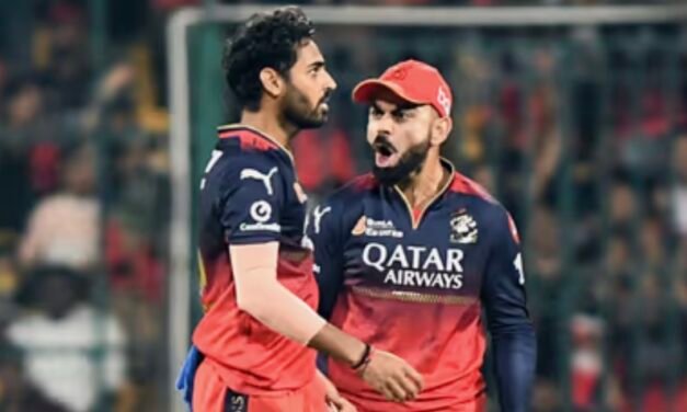 ഐപിഎല്‍ ചരിത്രത്തില്‍ ആദ്യം, അപൂര്‍വനേട്ടം സ്വന്തമാക്കി ഭുവനേശ്വര്‍ കുമാര്‍, 200 വിക്കറ്റ് തികയ്ക്കുന്ന ആദ്യ പേസർ