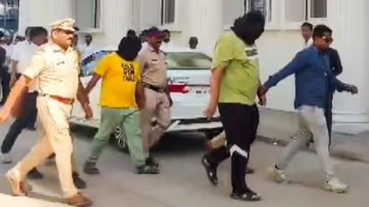 നാസിക് ടിസിഎസ് കേസ്; ഒന്നാം പ്രതി ഡാനിഷ് ഷെയ്ഖിനെതിരെ എസ്‍സി എസ്‍ടി അതിക്രമ വകുപ്പ് കൂടി ചുമത്തി, നിദാ ഖാനെ തേടി പൊലീസ്