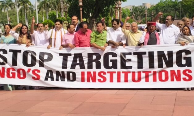 ചർച്ച ക്യാൻസൽ ! വിവാദ FCRA ഭേദഗതി ബിൽ ഇന്ന് ചർച്ചയ്‌ക്കെടുത്തില്ല; സഭയ്ക്കകത്തും പുറത്തും പ്രതിഷേധം