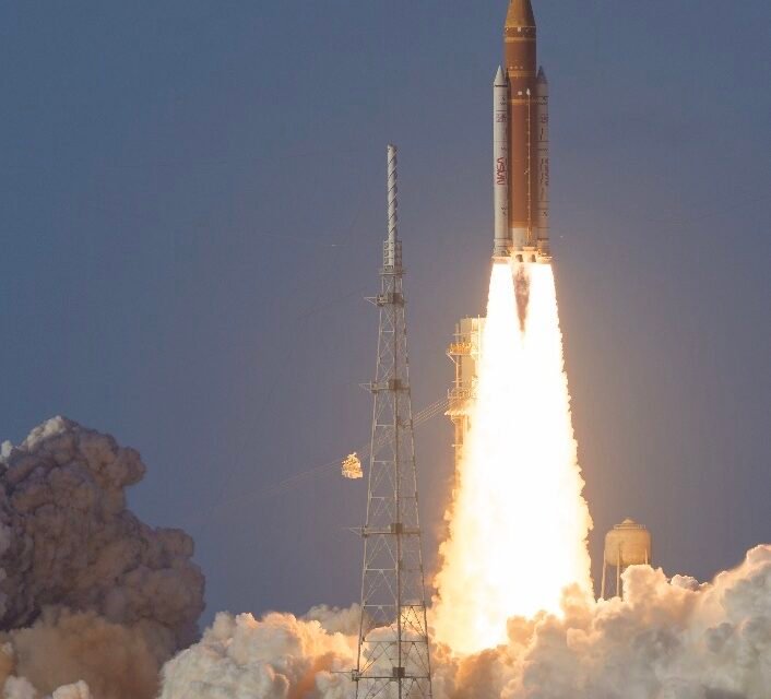 ആർട്ടെമിസ് 2 വിജയകരമായി വിക്ഷേപിച്ചു