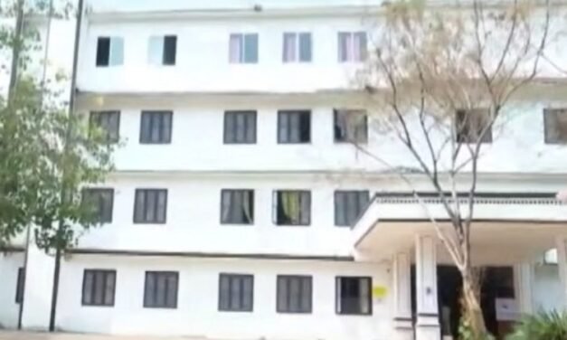 അഞ്ചരക്കണ്ടി മെഡിക്കല്‍ കോളേജ് ഭൂമി സര്‍ക്കാരിന്റേത്; അനധികൃതമായി കൈവശപ്പെടുത്തിയത് 300 ഏക്കര്‍; സ്ഥലം തിരിച്ച് പിടിക്കാന്‍ സര്‍ക്കാരിനോട് നിര്‍ദേശിച്ച് ലാന്‍ഡ് ബോര്‍ഡ്