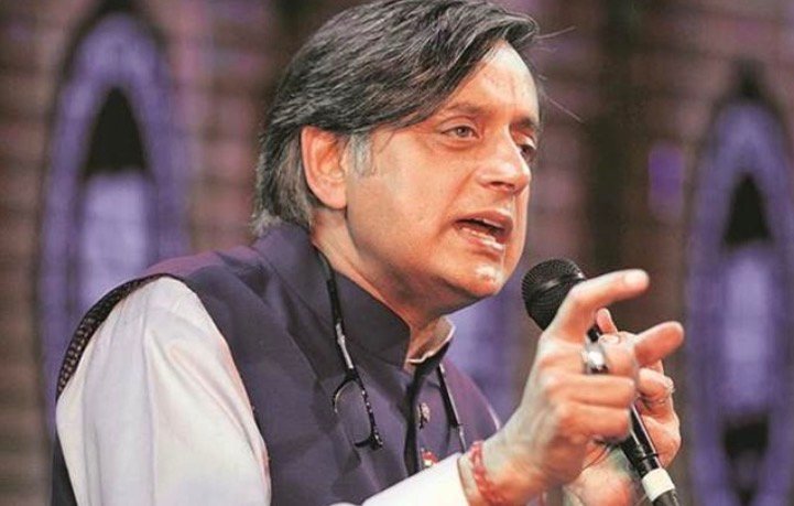 വനിതാ സംവരണ ബില്ലിനെ മണ്ഡല പുനർനിർണ്ണയവുമായി ബന്ധിപ്പിക്കാനുള്ള കേന്ദ്ര സർക്കാർ നീക്കത്തെ നോട്ട് നിരോധനവുമായി സാമ്യപ്പെടുത്തി ശശി തരൂർ എം.പി.