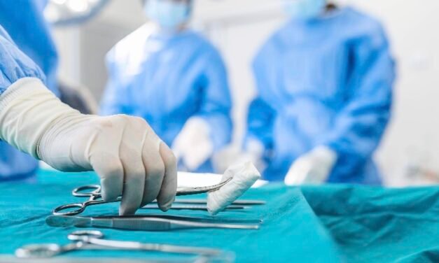 ശസ്ത്രക്രിയ പിഴവിൽ മാർഗരേഖ പുറത്തിറക്കി ആരോഗ്യവകുപ്പ്; റിസ്റ്റ് ബാൻഡിൽ വിവരങ്ങൾ ഉൾപ്പെടുത്തണം, ശസ്ത്രക്രിയ നടത്തേണ്ട ഭാ​ഗം അടയാളപ്പെടുത്തണം