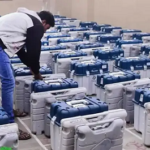 സ്ട്രോങ് റൂമുകളില്‍ സ്ഥാനാർഥികളുടെ പ്രതിനിധികള്‍ക്കും കാവല്‍ നിൽക്കാൻ അനുമതി