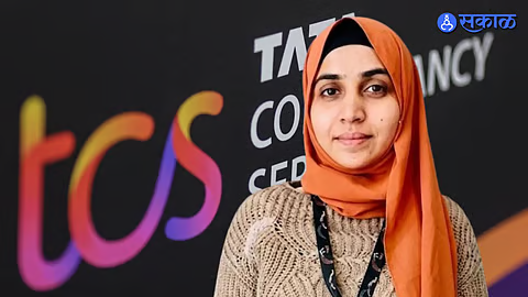 നിദ ഖാൻ എച്ച് ആർ ഹെഡ് അല്ല, ജൂനിയർ ജീവനക്കാരി മാത്രം; നാസിക് ടിസിഎസ് വിവാദത്തിൽ മാധ്യമ വാർത്തകൾ തള്ളി കമ്പനി