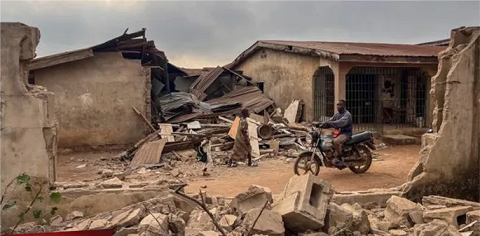 നൈജീരിയയിൽ വീണ്ടും ആക്രമണം: നിരവധി പേർ കൊല്ലപ്പെട്ടു; നൂറോളം പേരെ തട്ടിക്കൊണ്ടുപോയി