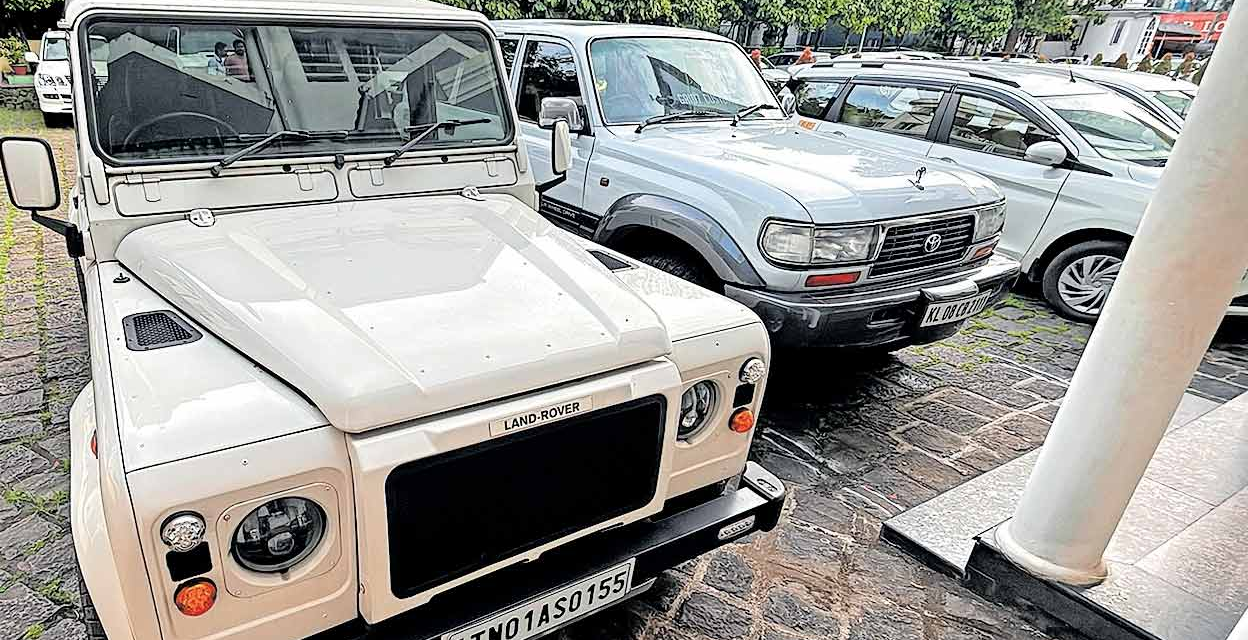 ഭൂട്ടാന്‍ വാഹന കള്ളക്കടത്ത്: കോടികളുടെ നികുതി വെട്ടിച്ച് കടത്തിയത് 15000 വാഹനങ്ങളെന്ന് കസ്റ്റംസ്