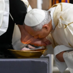 “നമ്മുടെ ജീവിതം മുഴുവൻ ദൈവജനത്തെ സേവിക്കാൻ നാം വിളിക്കപ്പെട്ടിരിക്കുന്നു”: പാപ്പ