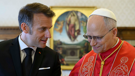 ലെയോ പതിനാലാമൻ മാർപാപ്പയും ഫ്രഞ്ച് പ്രസിഡന്റ് ഇമ്മാനുവൽ മാക്രോണും തമ്മിൽ വത്തിക്കാനിൽ കൂടിക്കാഴ്ച നടത്തി