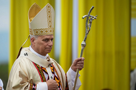 മതത്തെ രാഷ്ട്രീയനേട്ടങ്ങൾക്കായി ഉപയോഗിക്കുന്നവർക്ക് കഷ്ടം: യുദ്ധത്തിന്റെ യജമാനന്മാർക്കെതിരെ മാർപാപ്പ