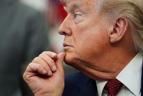 ഇറാനുമായുള്ള വെടിനിർത്തൽ നീട്ടി ട്രംപ്: ഹോർമുസിൽ നാവിക ഉപരോധം തുടരും