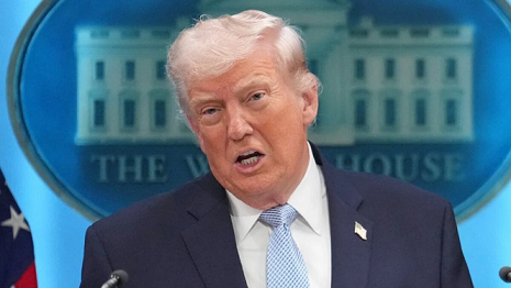 ഇറാന് ആയുധ സഹായം നൽകിയാൽ ചൈനക്ക് 50 ശതമാനം തീരുവ ചുമത്തുമെന്ന് ട്രംപ്