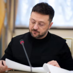 യഹൂദ വിരുദ്ധമായ കുറ്റകൃത്യങ്ങളിൽ ഏർപ്പെടുന്നവർക്ക് എട്ടു വർഷം വരെ തടവ്; പുതിയ നിയമത്തിൽ ഒപ്പുവെച്ച് വൊളോഡിമിർ സെലൻസ്‌കി