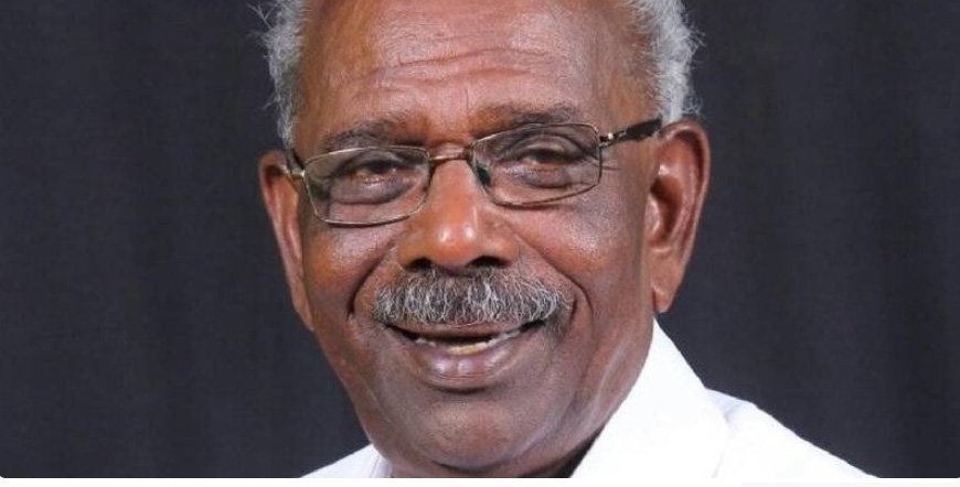 വി.​ഡി. സ​തീ​ശ​ന് അ​ഭി​ന​ന്ദ​ന​ങ്ങ​ളു​മാ​യി എം.​എം. മ​ണി