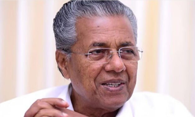 ജ​ന​ങ്ങ​ൾ ന​ൽ​കി​യ​ത് വ​ലി ഉ​ത്ത​ര​വാ​ദി​ത്വ​മാ​ണ്; വി​ജ​യ്ക്ക് അ​ഭി​ന​ന്ദ​ന​ങ്ങ​ളു​മാ​യി പി​ണ​റാ​യി വി​ജ​യ​ൻ