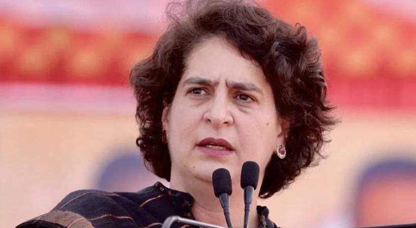 BJP ഭരണത്തിന് കീഴിൽ പരീക്ഷകളിൽ നടന്ന വ്യാപകമായ അഴിമതി വാക്കളുടെ ഭാവി കവർന്നെടുക്കുന്നു; പ്രിയങ്ക ഗാന്ധി