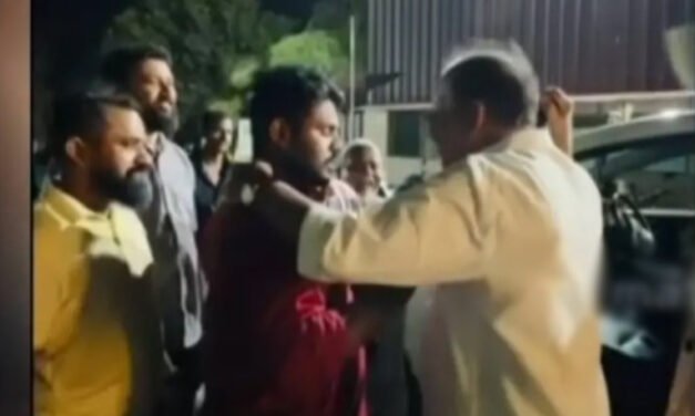 സ​തീ​ശ​നെ പി​ന്തു​ണ​യ്ക്ക​ണം; ബെ​ന്നി ബ​ഹ​നാ​ന്‍ എം​പി​യെ ത​ട​ഞ്ഞ് പ്ര​വ​ർ​ത്ത​ക​ർ