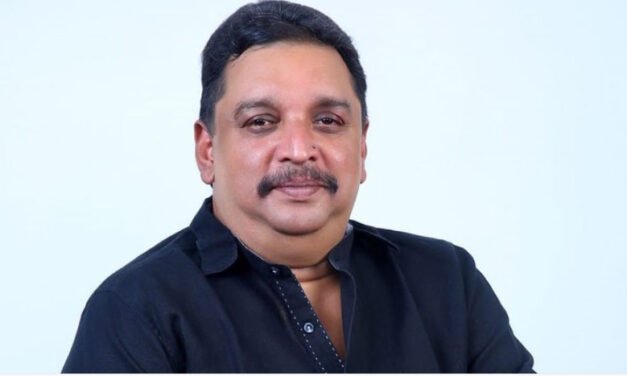 നാ​ളെ​യും ഒ​രു​മി​ച്ച് നീ​ങ്ങേ​ണ്ട​ത് കൊ​ണ്ട് നാ​ട​ൻ ഭാ​ഷ​യി​ൽ മ​റു​പ​ടി പ​റ​യു​ന്നി​ല്ല; ക​ടു​ത്ത പ്ര​തി​ഷേ​ധ​വു​മാ​യി ഷി​ബു ബേ​ബി ജോ​ൺ
