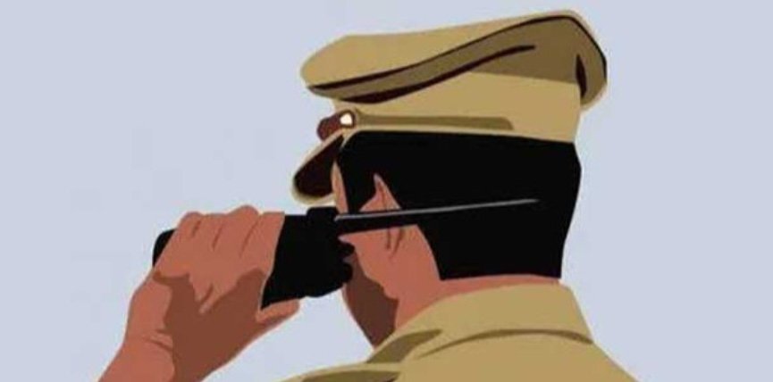 പോലീസുകാരനെ സഹപ്രവ‍ർത്തകൻ കുത്തിപ്പരിക്കേൽപ്പിച്ചു