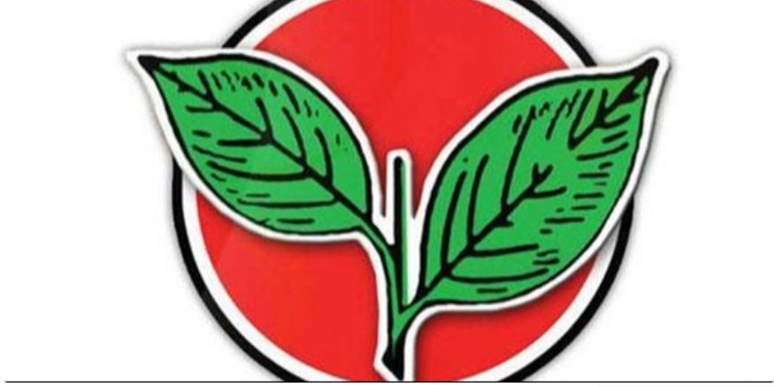ര​ണ്ടി​ല ര​ണ്ടു​വ​ഴി​ക്ക്; സ്ഥാ​ന​ങ്ങ​ൾ നി​ല​നി​ർ​ത്താ​ൻ നെ​ട്ടോ​ട്ടം
