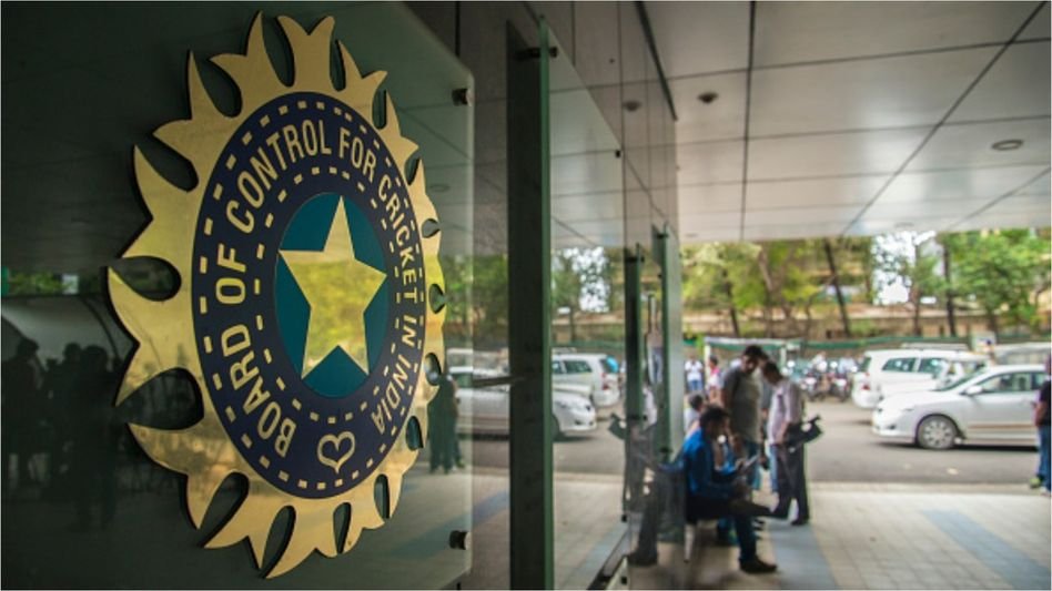 വേപ്പിംഗും സുരക്ഷാ വീഴ്ചയും; ഐപിഎൽ താരങ്ങൾക്കും ടീമുകൾക്കും പുതിയ പെരുമാറ്റച്ചട്ടം പുറത്തിറക്കി ബിസിസിഐ