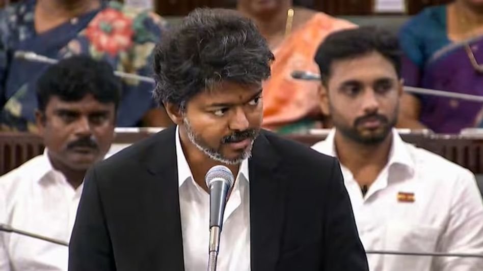 തമിഴ്‌നാട്ടിൽ രാഷ്ട്രപതി ഭരണം ഏർപ്പെടുത്തണമെന്നും സിബിഐ അന്വേഷണം വേണമെന്നും ആവശ്യപ്പെട്ട് സുപ്രീം കോടതിയിൽ ഹർജി