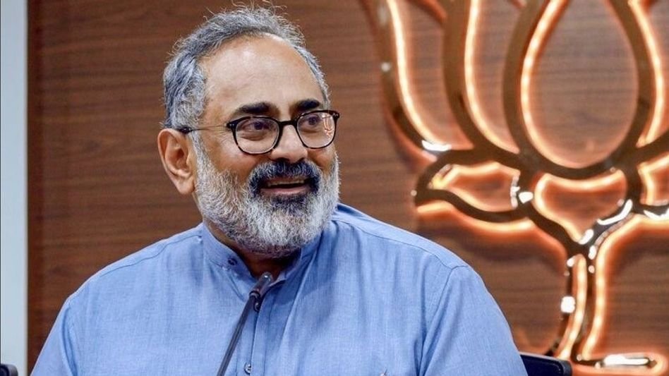 ഇന്ത്യയെ തകർക്കാനുള്ള വിദേശ ഗൂഢാലോചന; ‘കോക്രോച്ച് പാർട്ടി’ക്കെതിരെ ഗുരുതര ആരോപണവുമായി രാജീവ് ചന്ദ്രശേഖർ