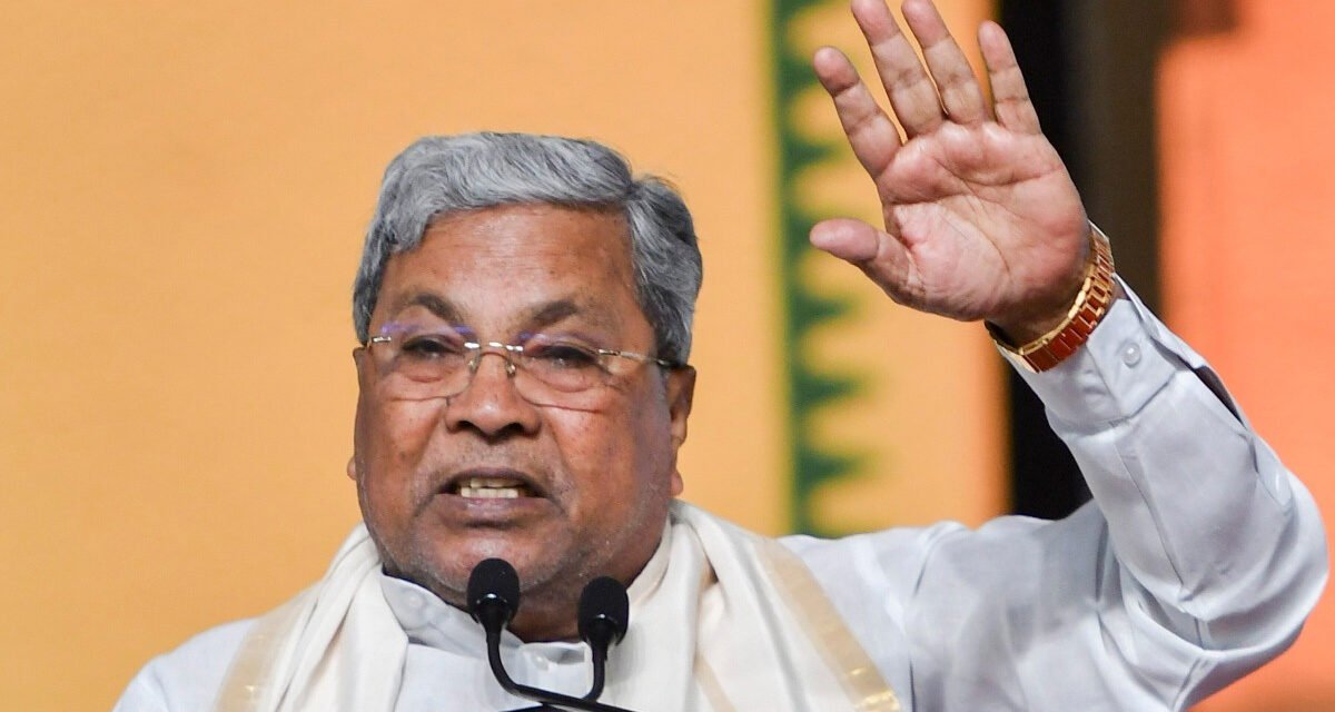 പാർട്ടിയുടെ ഒബിസി മുഖം, കൂടുതൽ മികച്ച സ്ഥാനം: മുഖ്യമന്ത്രി സ്ഥാനം ഒഴിയാൻ സിദ്ധരാമയ്യയ്ക്ക് കോൺഗ്രസ് വാഗ്ദാനം ചെയ്തത് എന്താണ്?