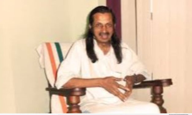 അ​പ​മാ​നം അ​ഭി​മാ​ന​മാ​യാ​ണ് കോ​ൺ​ഗ്ര​സ് കൊ​ണ്ടു​ന​ട​ക്കു​ന്ന​ത്; പ​രി​ഹാ​സ​വു​മാ​യി പ​ന്ന്യ​ൻ ര​വീ​ന്ദ്ര​ൻ‌