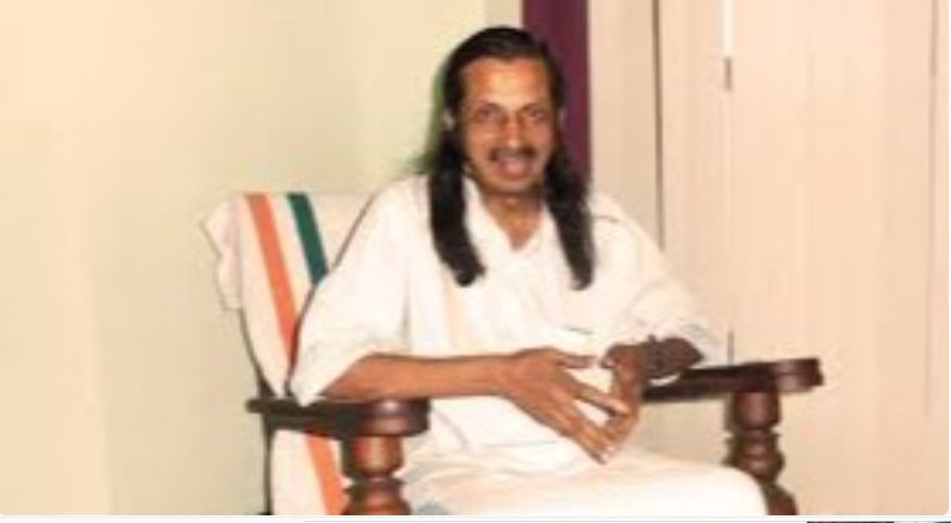 അ​പ​മാ​നം അ​ഭി​മാ​ന​മാ​യാ​ണ് കോ​ൺ​ഗ്ര​സ് കൊ​ണ്ടു​ന​ട​ക്കു​ന്ന​ത്; പ​രി​ഹാ​സ​വു​മാ​യി പ​ന്ന്യ​ൻ ര​വീ​ന്ദ്ര​ൻ‌