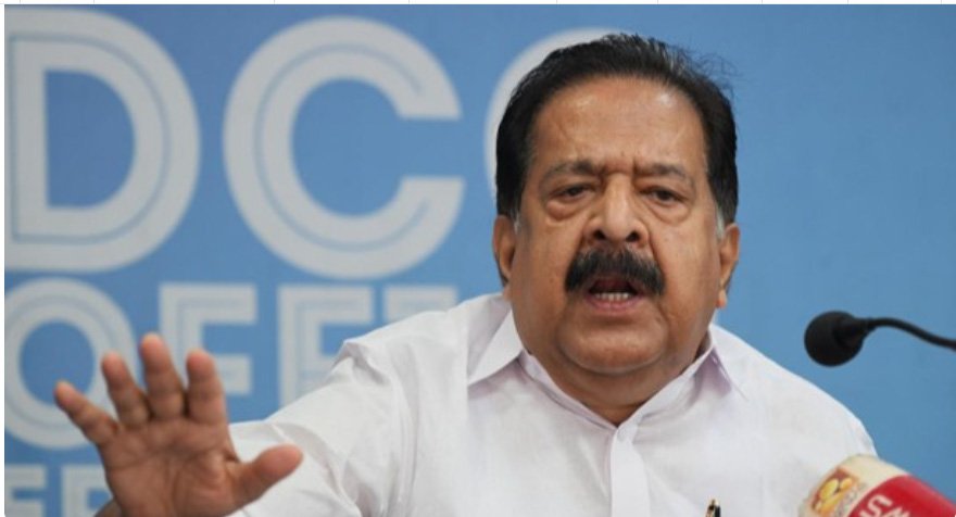 സ​മൂ​ഹ​മാ​ധ്യ​മ​ങ്ങ​ള​ല്ല, ഹൈ​ക്ക​മാ​ൻ​ഡാ​ണ് മു​ഖ്യ​മ​ന്ത്രി​യെ തീ​രു​മാ​നി​ക്കു​ന്ന​ത്: ചെ​ന്നി​ത്ത​ല