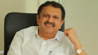 ഇടഞ്ഞ കെ മുരളീധരന് വഴങ്ങി നേതൃത്വം, വൈദ്യുതിയല്ല, വകുപ്പിൽ മാറ്റം, ആരോഗ്യവും ഒപ്പം ദേവസ്വവും നൽകും