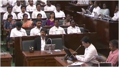 119 അല്ല, 144 ന്‍റെ കരുത്ത്! 6 മാസത്തേക്ക് വിജയ് സർക്കാർ സുരക്ഷിതം, വിശ്വാസ വോട്ടെടുപ്പിൽ ടിവികെയ്ക്ക് വമ്പൻ വിജയം; സഭയിൽ രണ്ടായി പിളർന്ന് എഐഎഡിഎംകെ