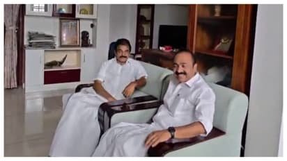 കെ സി വേണുഗോപാലിനെ കണ്ട് നിയുക്ത മുഖ്യമന്ത്രി വിഡി സതീശൻ; മുഖ്യമന്ത്രി പ്രഖ്യാപനത്തിന് ശേഷമുള്ള ആദ്യ കൂടിക്കാഴ്ച