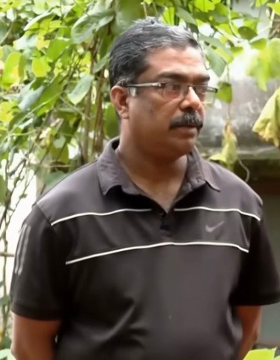 ‘അഖിലയ്ക്ക് അഷ്‌കറിന് മുന്‍പ് മറ്റൊരു ബന്ധം ഉണ്ടായിരുന്നു, മകന്‍ ഇത് കണ്ടെത്തി; അവന്‍ ജീവനൊടുക്കിയതാണ്’