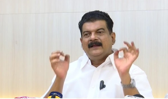 സങ്കിയുടെ കാലിൽ കെട്ടിയ ഒറ്റുകാരനായി പിണറായി അറിയപ്പെടും: പി വി അൻവർ