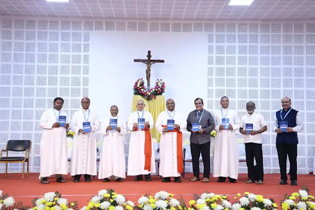 വൈദികർക്കും സന്യാസികൾക്കും മാധ്യമ പെരുമാറ്റച്ചട്ട മാർഗ്ഗരേഖ പുറത്തിറക്കി സിസിബിഐ