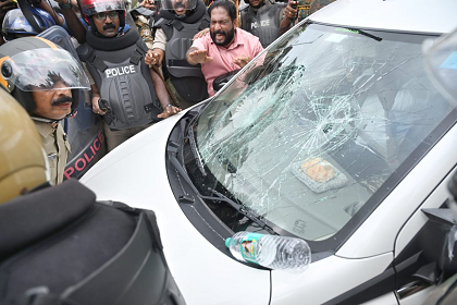 ഇഡി ഉദ്യോഗസ്ഥർക്ക് നേരെ ആക്രമണം: 10 പ്രതികളെ തിരിച്ചറിഞ്ഞു, പാളയത്ത് സംഘർഷാവസ്ഥ